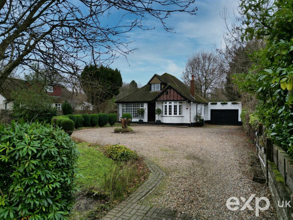 4 bedroom detached house for sale in Gravesend Road, Wrotham, Sevenoaks