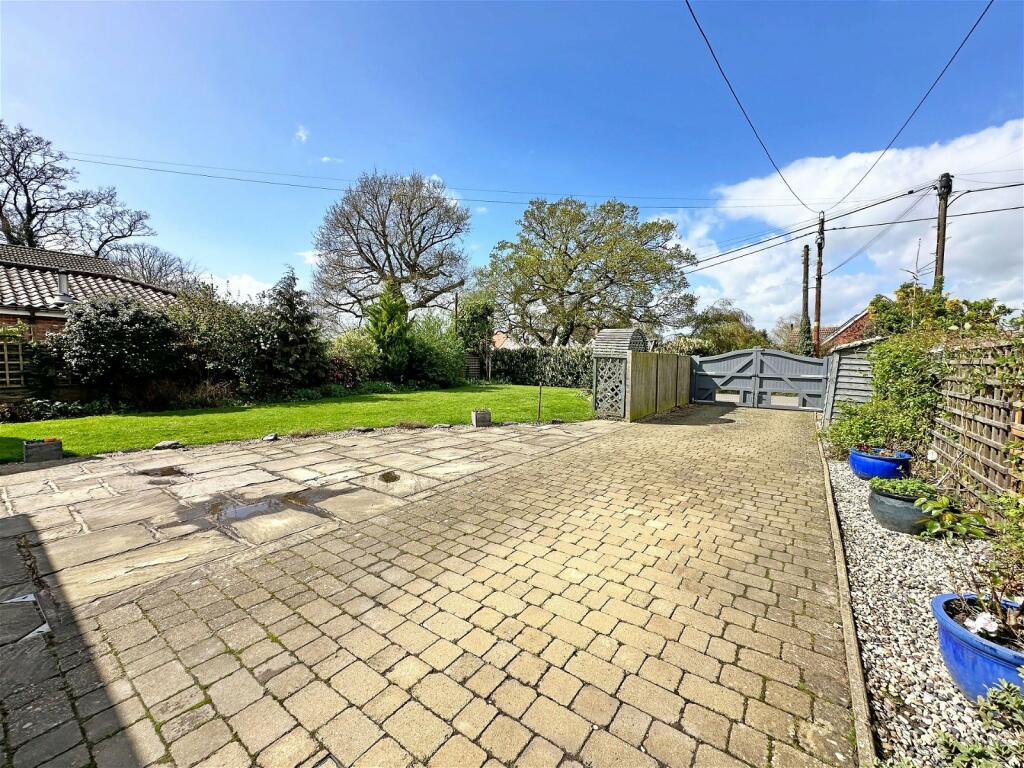 Additional image 31 of Church Street, Great Maplestead, Essex. CO9 2RG