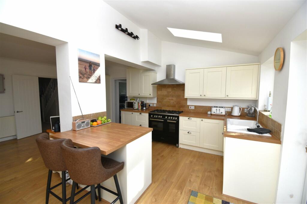 Additional property image - Reculver Road, Herne Bay, CT6 6QA