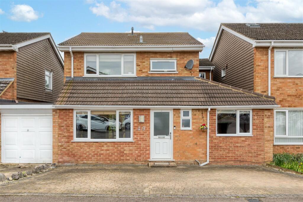 4 bedroom link detached house for sale in Flexmore Way, Langford, Biggleswade, SG18 9PT, SG18