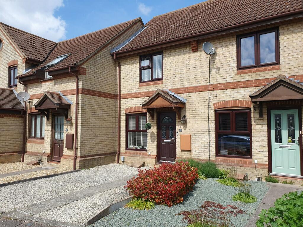 2 bedroom terraced house for sale in Old School Walk, Arlesey, SG15 6YF