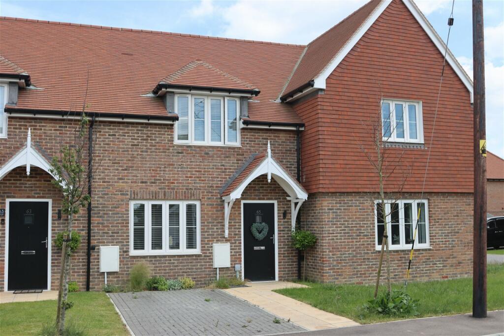 2 bedroom terraced house for sale in The Length, St Nicholas at Wade
