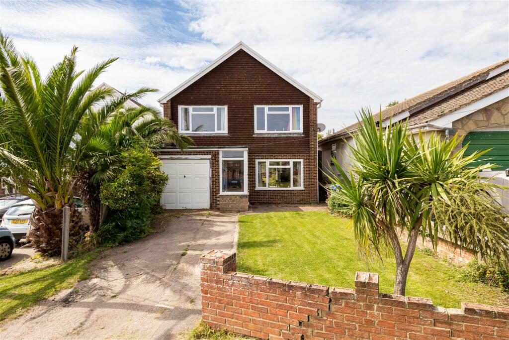 4 bedroom detached house