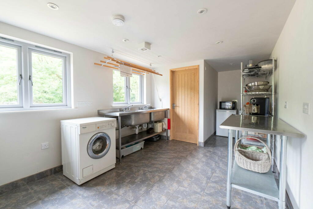Additional property image - The Barn Lower Goulds, Goulds Road, Alphamstone, Bures, CO8 5HW