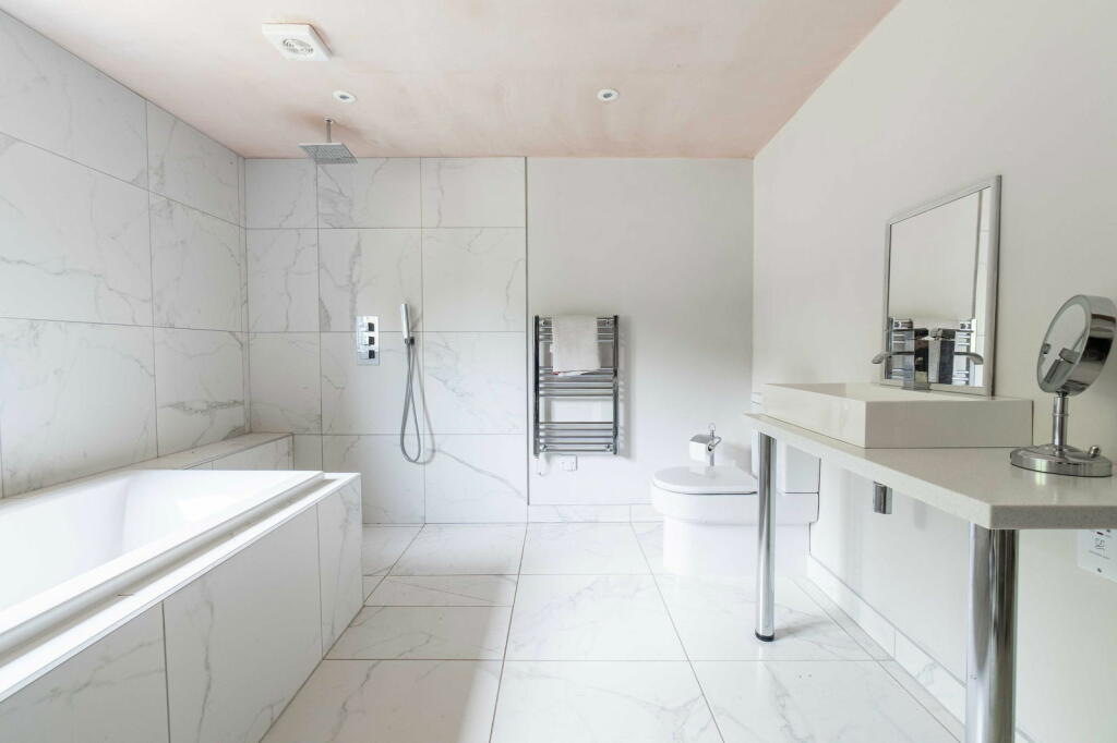 Additional property image - The Barn Lower Goulds, Goulds Road, Alphamstone, Bures, CO8 5HW