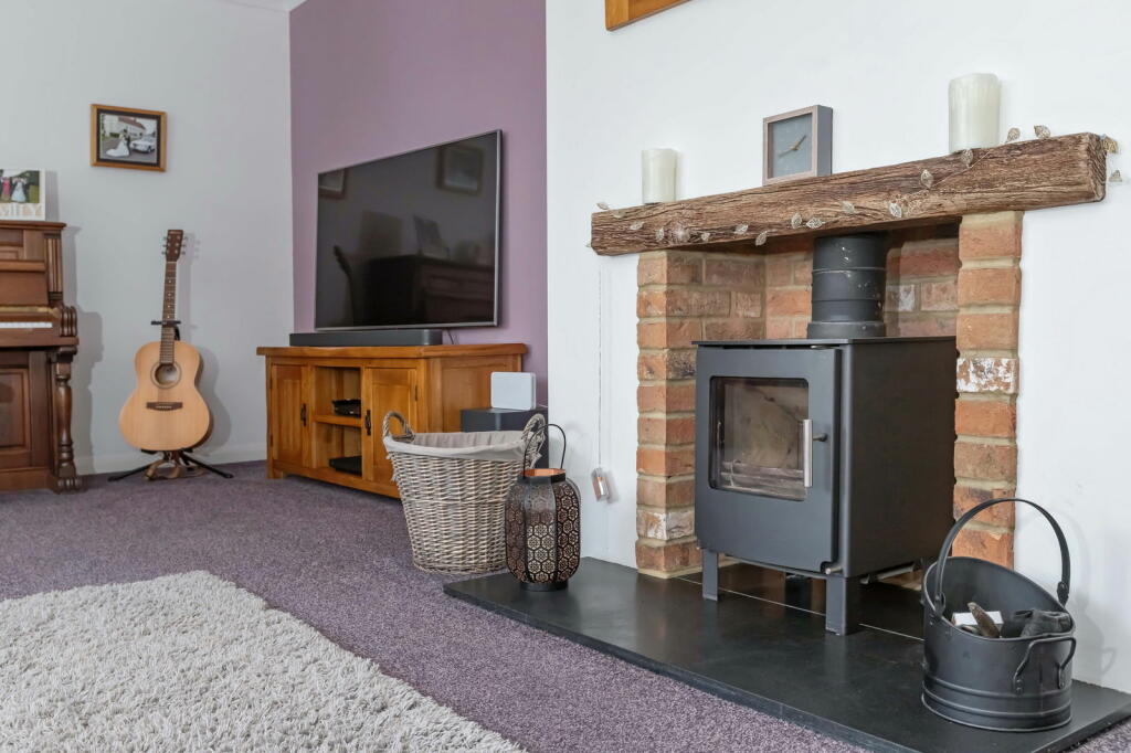 Additional property image - Honeysuckle Lane, High Salvington, Worthing, BN13