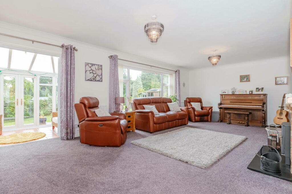 Additional property image - Honeysuckle Lane, High Salvington, Worthing, BN13