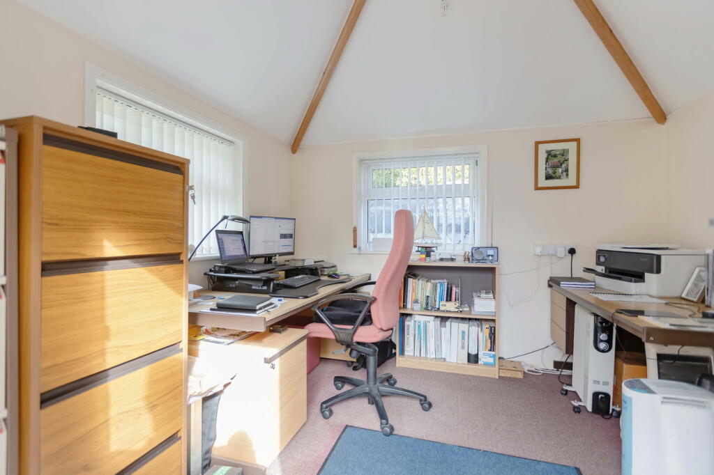 Additional property image - Honeysuckle Lane, High Salvington, Worthing, BN13