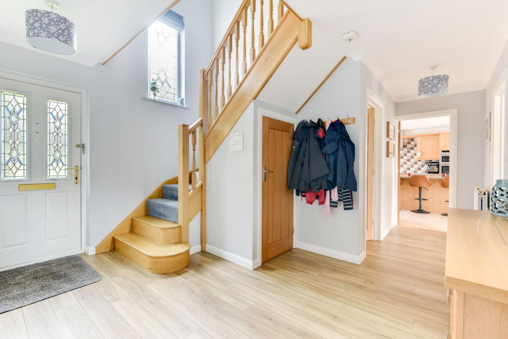 Additional property image - Honeysuckle Lane, High Salvington, Worthing, BN13