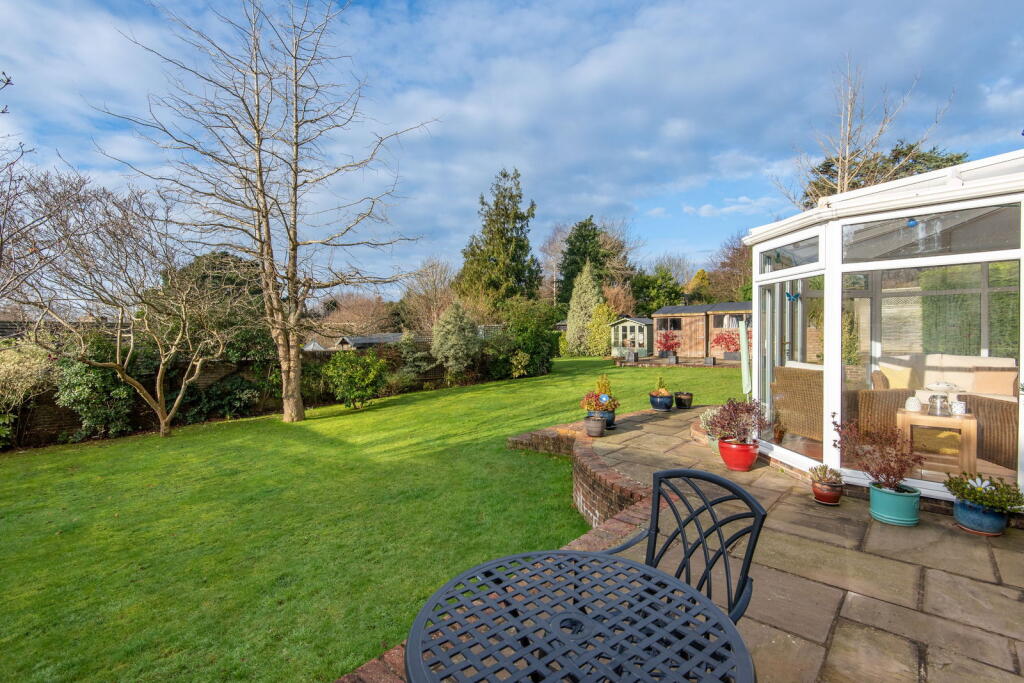 Additional property image - Honeysuckle Lane, High Salvington, Worthing, BN13