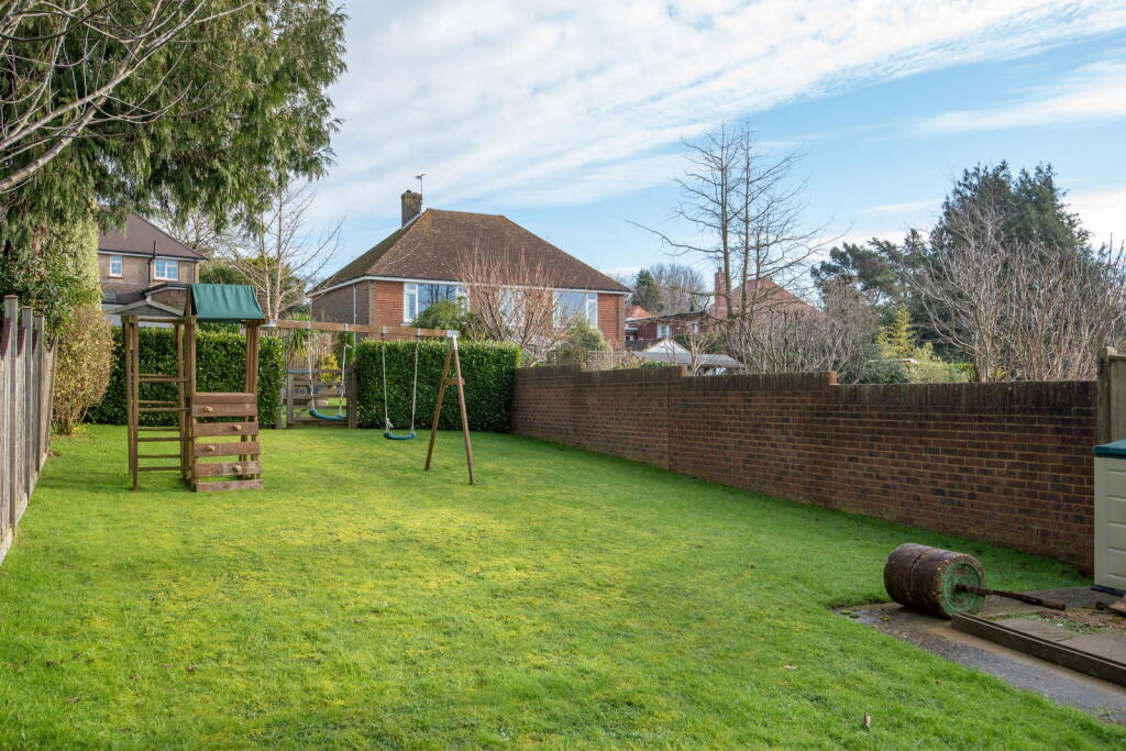 Additional property image - Honeysuckle Lane, High Salvington, Worthing, BN13