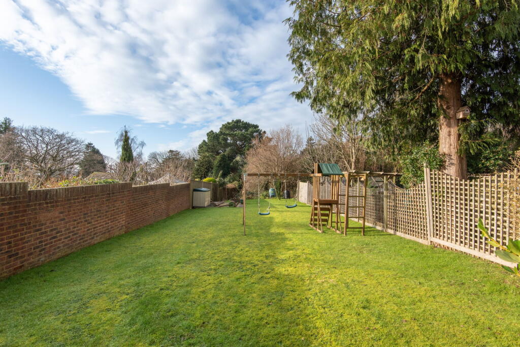 Additional property image - Honeysuckle Lane, High Salvington, Worthing, BN13