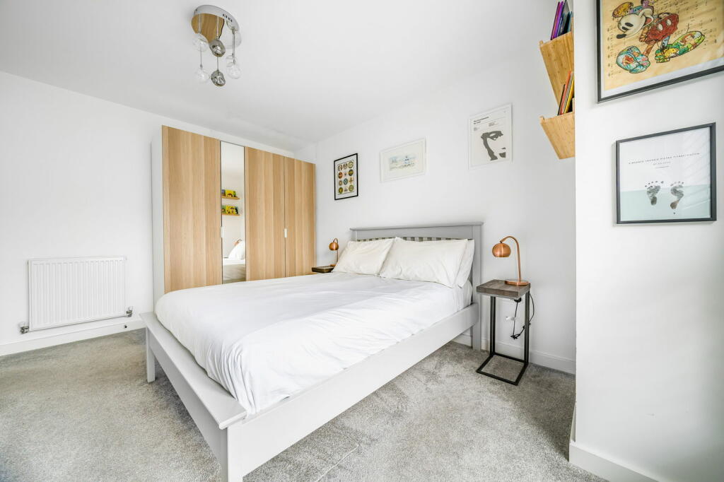 Additional property image - Somerset Court, Northfleet, Gravesend, Kent, DA11
