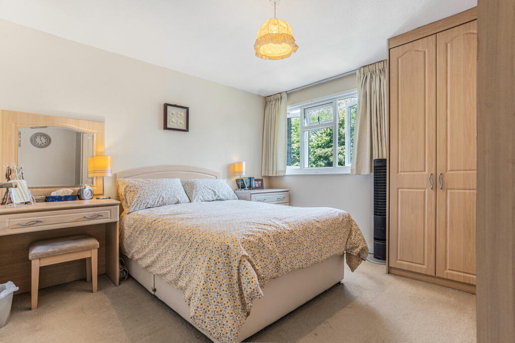 Additional property image - Peterswood, Harlow, CM18