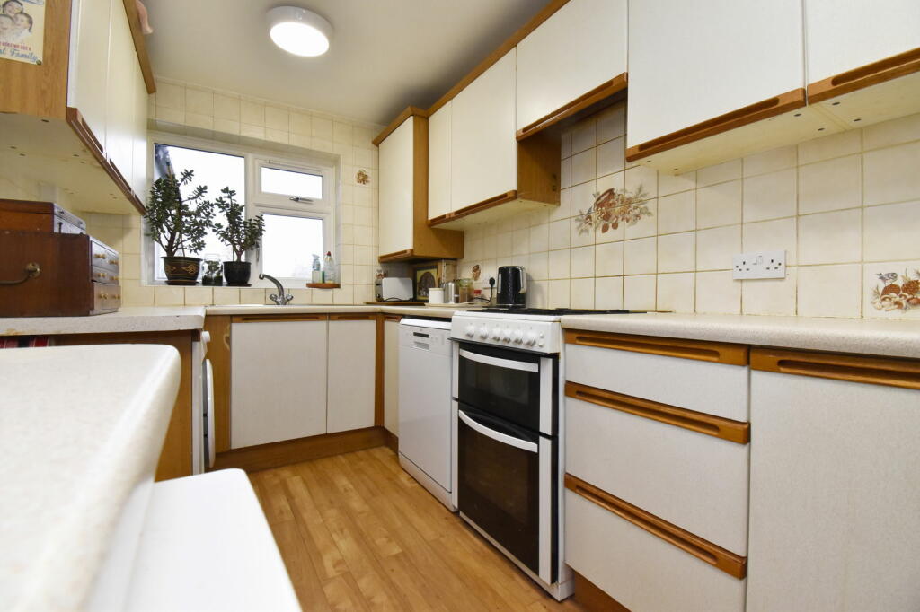 Additional property image - Stowting Road, Orpington, BR6 9SJ