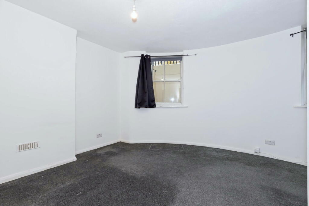 Additional property image - Powis Square, Brighton, BN1
