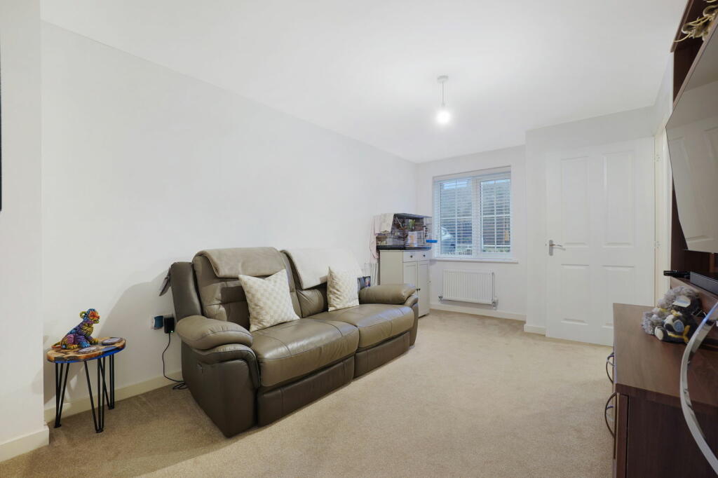 Additional property image - Field Lane, Gravesend, Kent, DA11