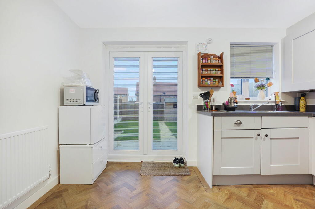 Additional property image - Field Lane, Gravesend, Kent, DA11