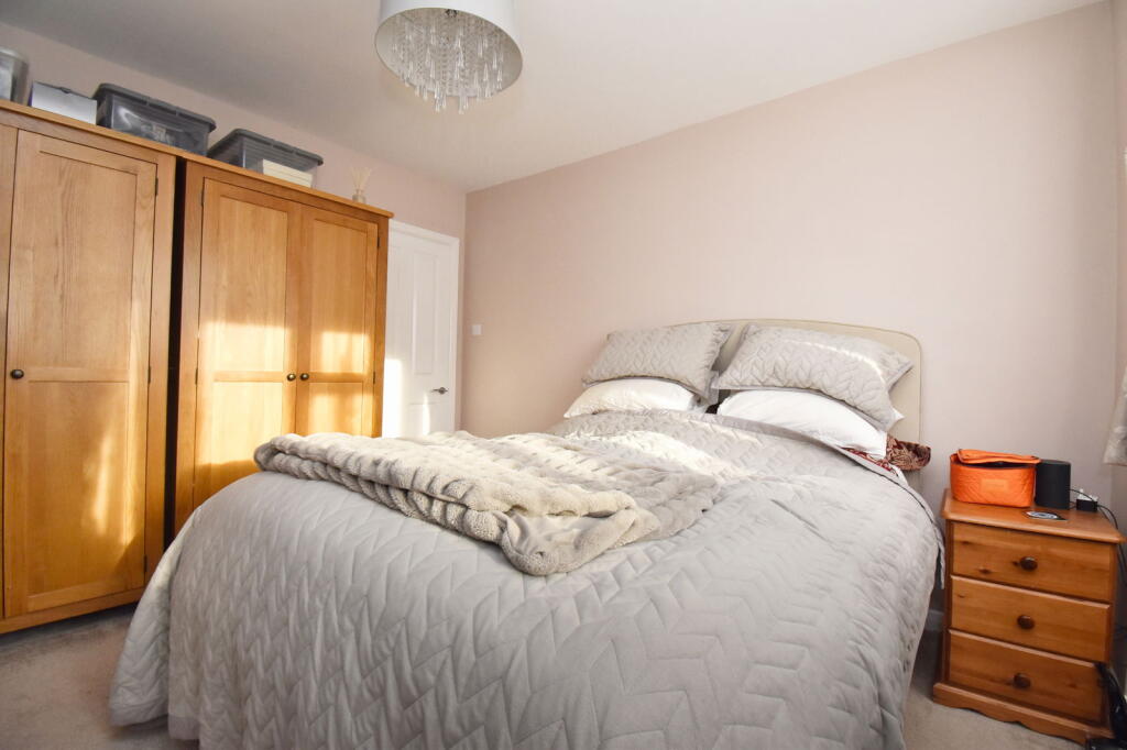 Additional property image - Park Avenue, Orpington, BR6 9EG