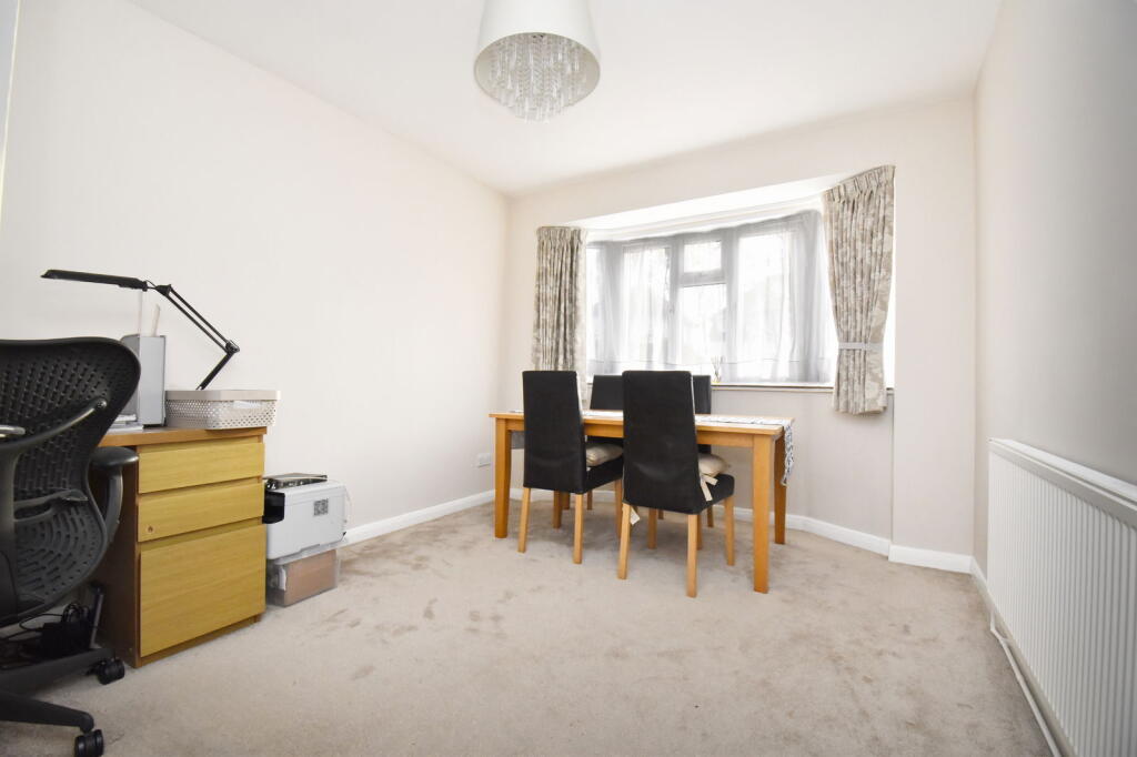 Additional property image - Park Avenue, Orpington, BR6 9EG