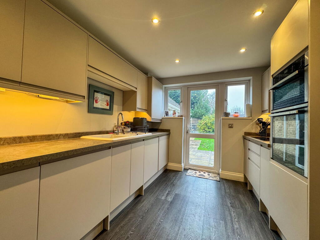 Additional image 3 of Green Meadows, Eythorne, Dover, CT15 4GP