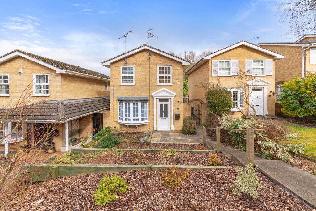 Main image of property: Pennine Walk, Tunbridge Wells, TN2 3NW