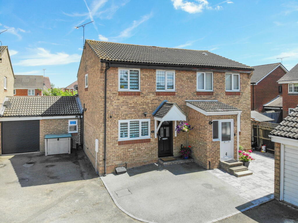 Main image of property: Medbury Road, Gravesend, DA12 2NT