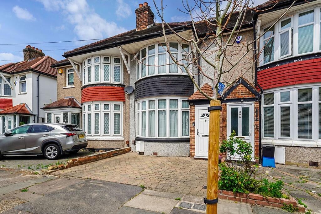 3 bedroom terraced house