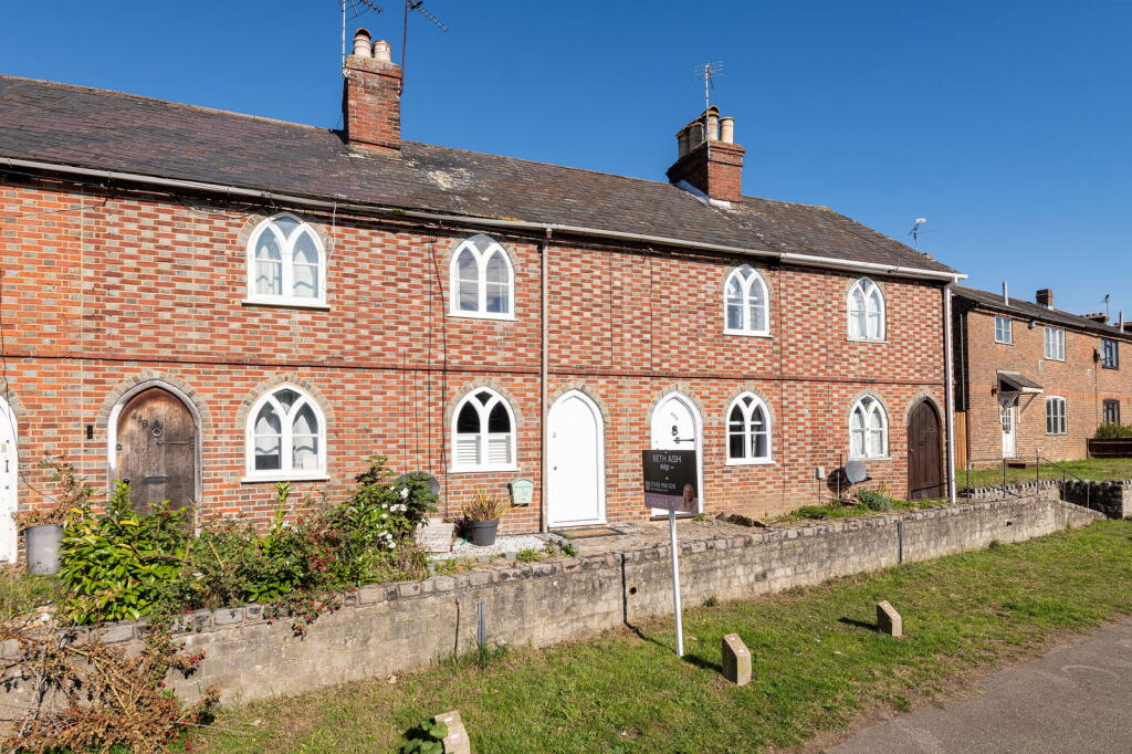Main image of property: Tonbridge Road, Maidstone