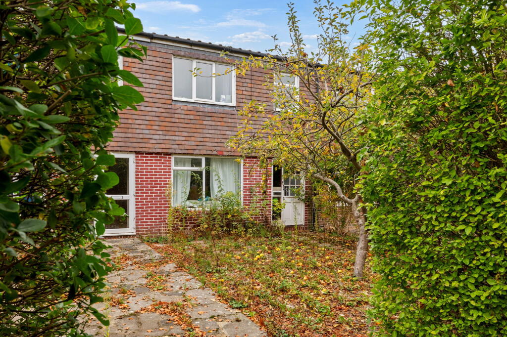 Main image of property: Lincoln Walk, Epsom, Surrey, KT19 9HL
