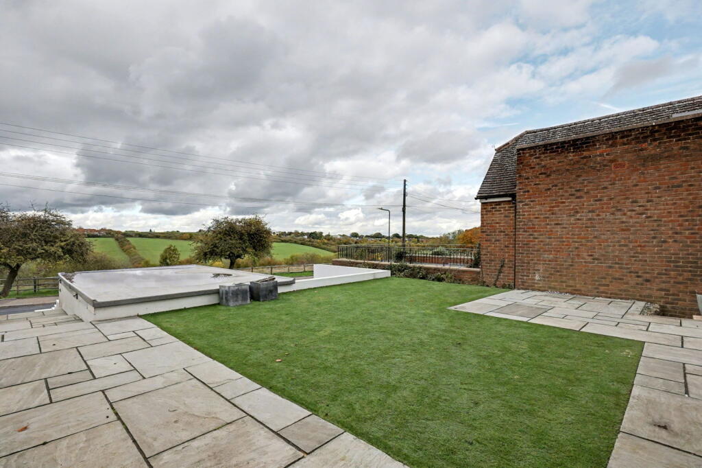 Main image of property: Snodhurst Avenue, Chatham, ME5 0SX