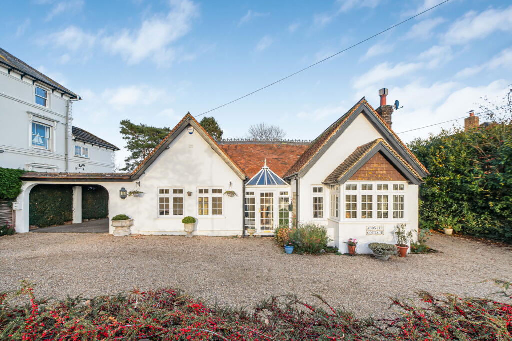 Main image of property: Crouch House Road, Edenbridge, TN8 5LJ