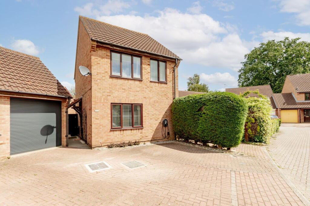 Main image of property: Maulden Gardens, Giffard Park, Milton Keynes, MK14 5JJ