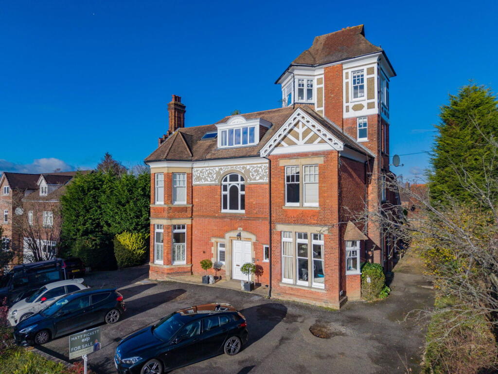 Main image of property: Boyne Park, Tunbridge Wells, TN4 8ET