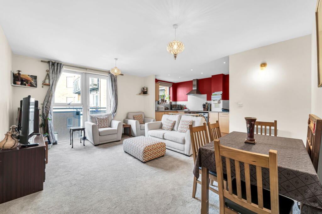 Main image of property: Bath Road,Slough,SL1 3UG