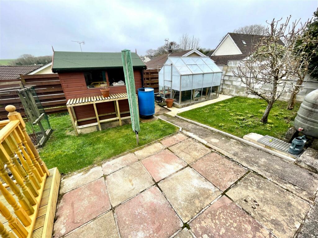 3 bedroom detached bungalow for sale in Springfield Close, Polgooth, St