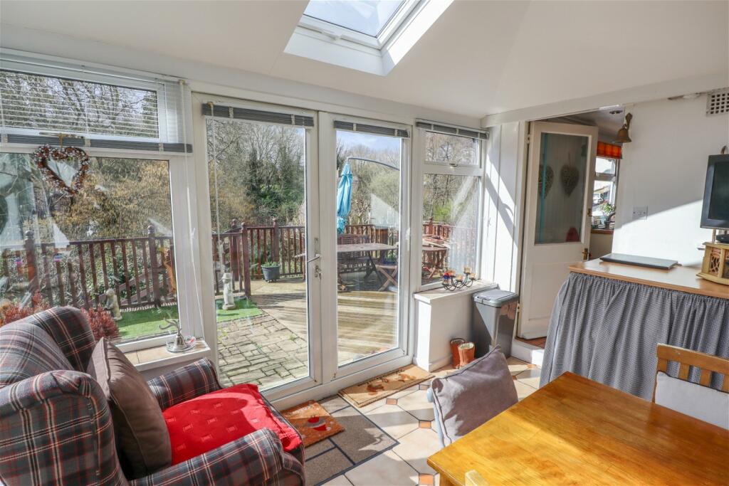 2 bedroom semidetached house for sale in Anchor Road, Calne, SN11 8EB