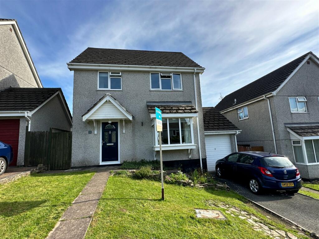 3 bedroom detached house for sale in Allens Road, Ivybridge, PL21