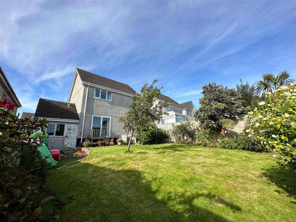3 bedroom detached house for sale in Allens Road, Ivybridge, PL21
