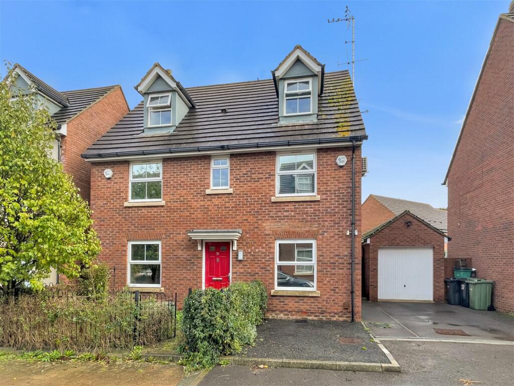 5 bedroom detached house for sale in Mona Avenue Kingsway, Quedgeley