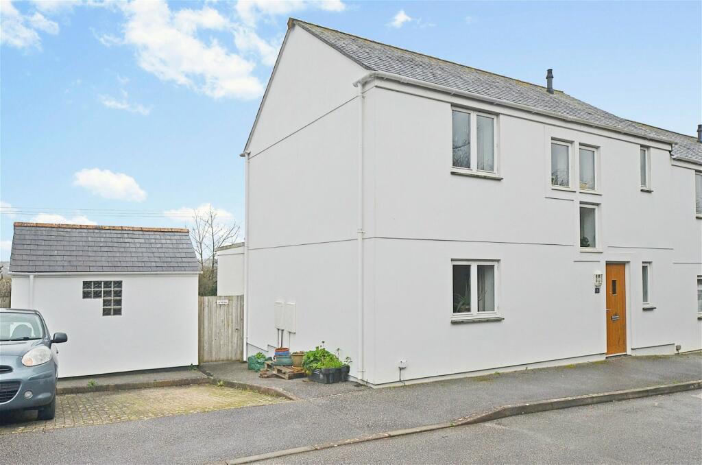 3 bedroom semidetached house for sale in The Hayes, Bodmin Road, Truro