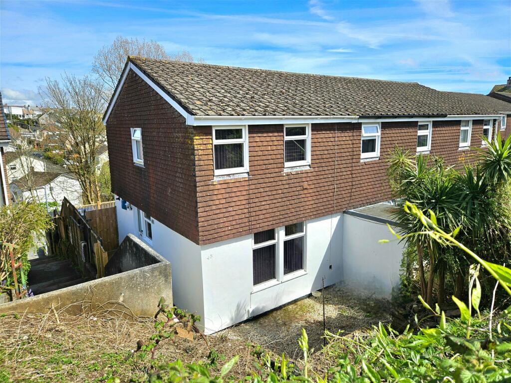3 bedroom end of terrace house for sale in Frobisher Drive, Saltash