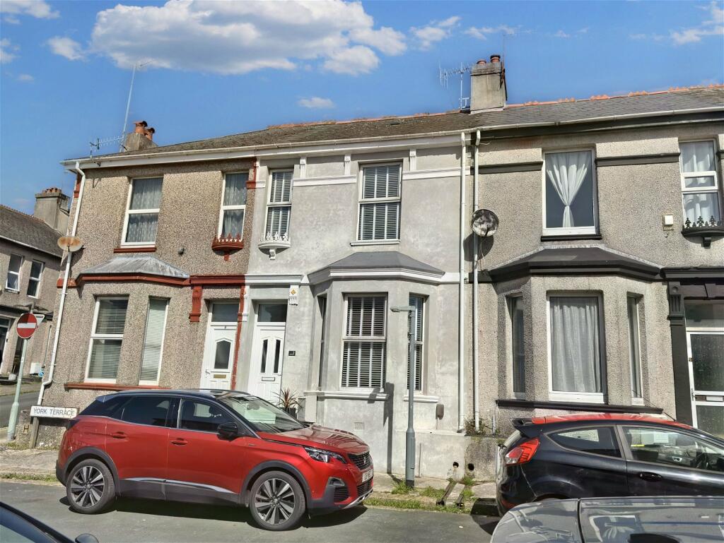 2 bedroom terraced house for sale in York Terrace, Plymouth, PL2