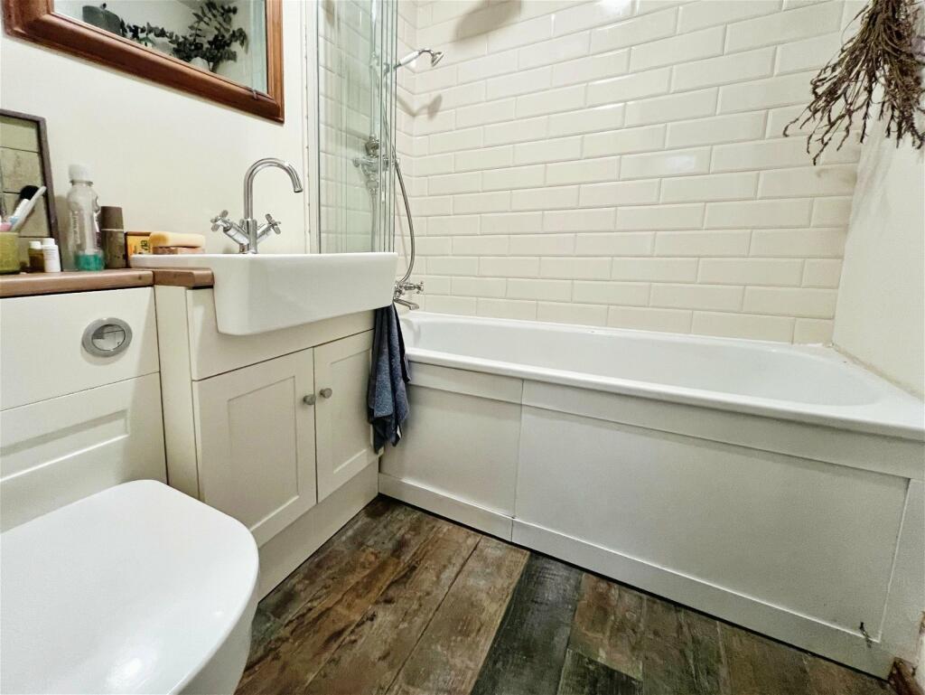 Additional property image - Newbridge Road, Bath, BA1 3HG