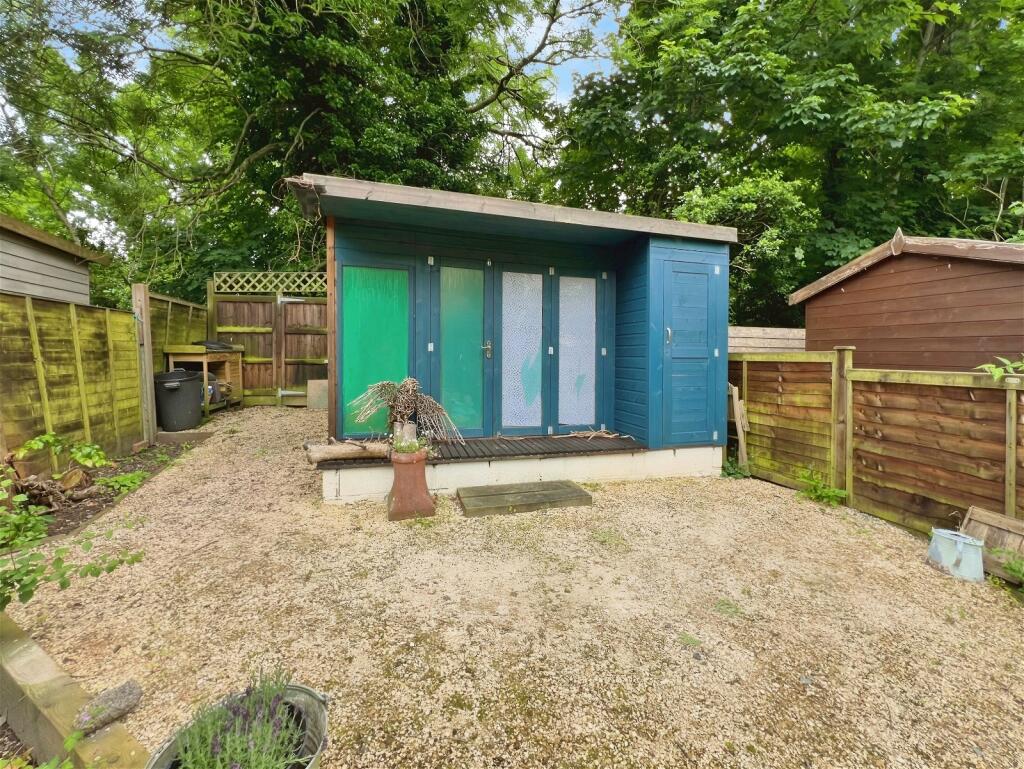 Additional property image - Newbridge Road, Bath, BA1 3HG
