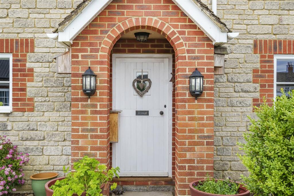 4 bedroom detached house for sale in New Friary Cottages, Witham Friary