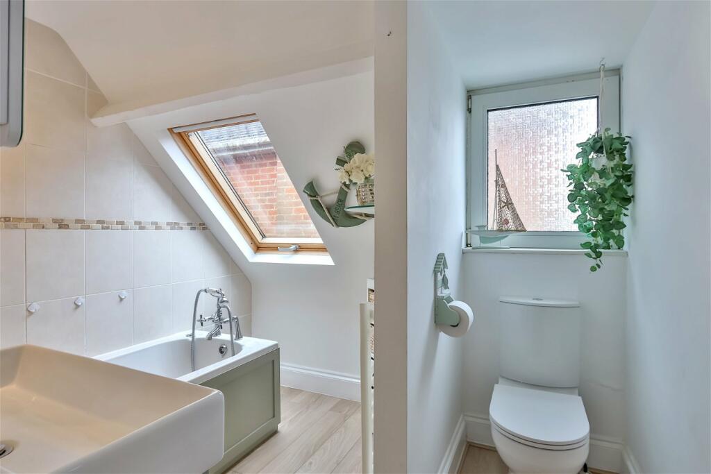 Additional property image - Wynford Road, Bournemouth, BH9 3ND