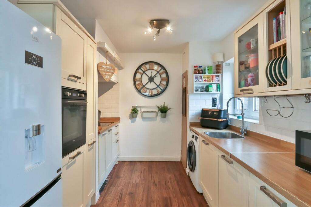 Additional property image - Wynford Road, Bournemouth, BH9 3ND