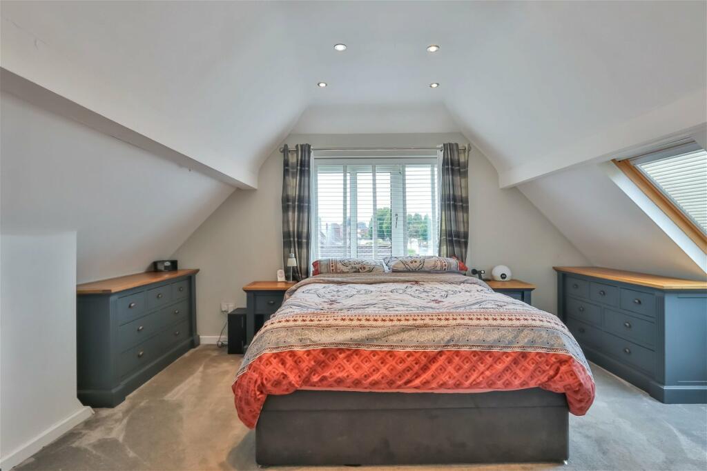 Additional property image - Wynford Road, Bournemouth, BH9 3ND