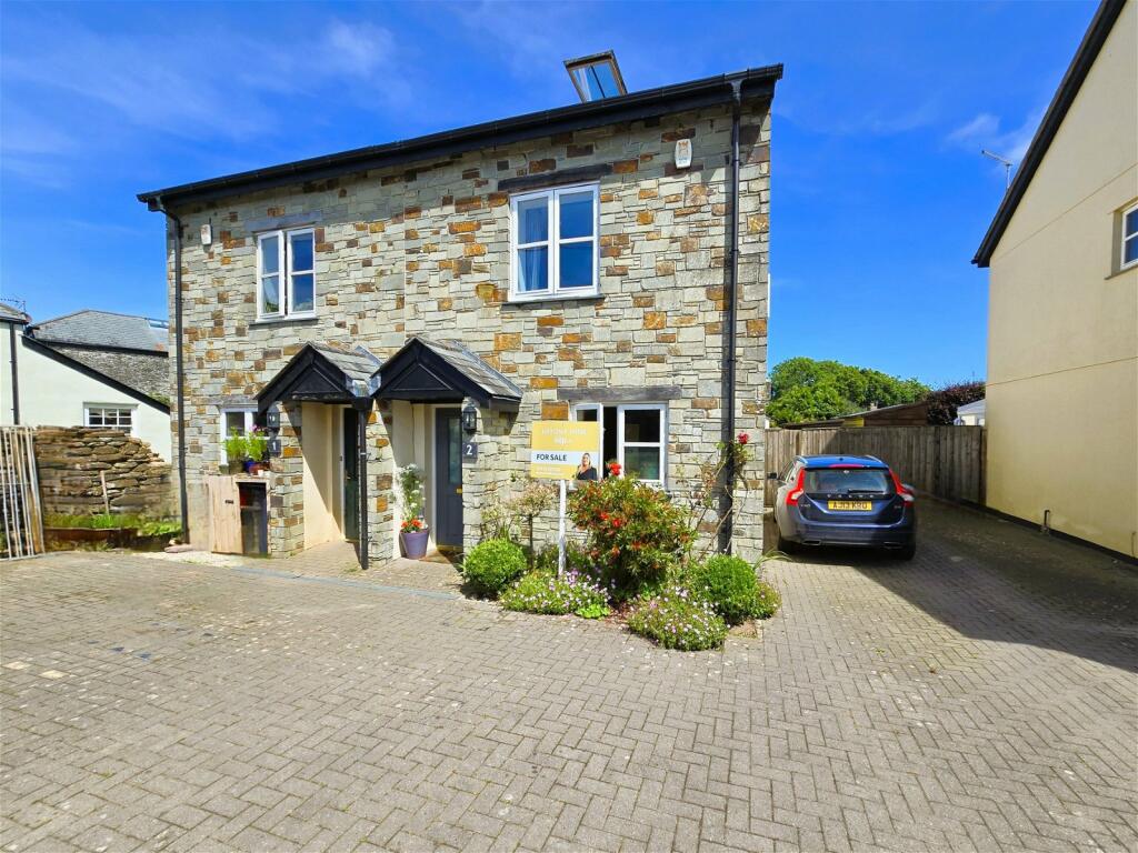 4 bedroom semidetached house for sale in Trematon, Saltash, PL12 4QP, PL12
